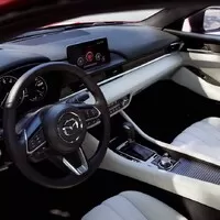 Mazda 6 po druhém faceliftu: Navenek se moc nezměnilo, pod kapotou o to víc