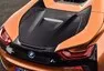BMW i8 dostalo v rámci faceliftu vyšší výkon a volné nebe nad hlavou