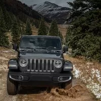 Jeep Wrangler 2018: Hliník se odstěhoval do Michiganu