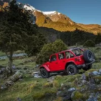 Jeep Wrangler 2018: Hliník se odstěhoval do Michiganu