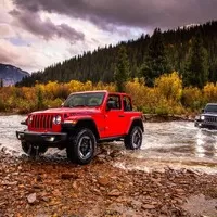 Jeep Wrangler 2018: Hliník se odstěhoval do Michiganu