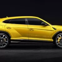 Lamborghini Urus: Sníh, bláto, písek a závodní okruh