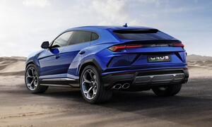 Novinky: Lamborghini Urus: Sníh, bláto, písek a závodní okruh