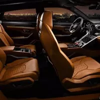 Lamborghini Urus: Sníh, bláto, písek a závodní okruh