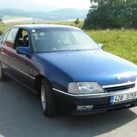 Opel Omega A 2.6i | Hrdinové za babku