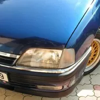 Opel Omega A 2.6i | Hrdinové za babku