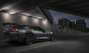 Novinky: Plameny z výfuku? Monstrózní Chevrolet Corvette ZR1 umí opravdu řádné!