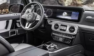 Novinky: Mercedes ukazuje interiér nového „Géčka“ s velkými displeji
