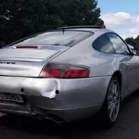 Porsche 911 Carrera 2: Z deníku Sally, vládkyně Krabových blogů
