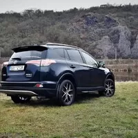 Toyota RAV4 2,5 Hybrid AWD: Dokáže hybrid nahradit diesel?