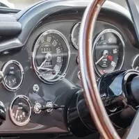 Aston Martin DB5 po Robertu Plantovi jde do prodeje