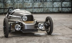 Autíčkář futurista, Novinky: Tříkolová hračka Morgan 3 Wheeler opravdu přijede coby elektromobil