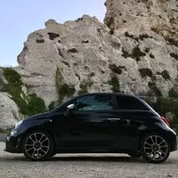 Abarth 595: Šílený Ital na dovolené v Provence