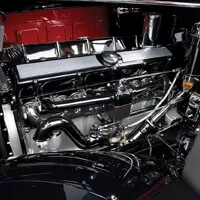 Cadillac V16: Pohádka se šestnácti trpaslíky
