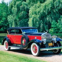 Cadillac V16: Pohádka se šestnácti trpaslíky