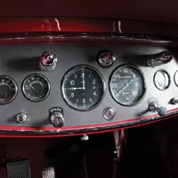 Cadillac V16: Pohádka se šestnácti trpaslíky