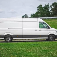 Volkswagen Crafter: Ze života muže v bílé dodávce