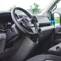 Volkswagen Crafter: Ze života muže v bílé dodávce
