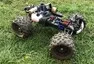 Traxxas Revo 3.3: Radost z utrpení