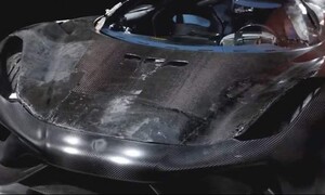 Novinky: Jak testuje Koenigsegg odolnost svých aut? Je to bolestivě krásná podívaná