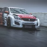 Peugeot představil závodní (a vcelku levnou) 308 TCR pro zákaznické týmy