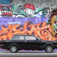 Švédská podivnost: Volvo, kterým jezdil David Bowie, se nedávno prodalo za 4,5 milionu