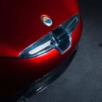 Henrik Fisker ukázal na veletrhu CES nový elektromobil EMotion