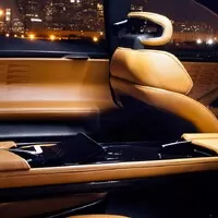 Henrik Fisker ukázal na veletrhu CES nový elektromobil EMotion