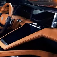 Henrik Fisker ukázal na veletrhu CES nový elektromobil EMotion