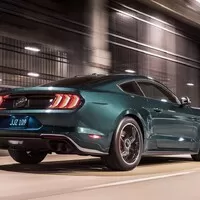 Přichází nový Ford Mustang inspirovaný filmem Bullitt se Stevem McQueenem. A našel se i ten původní!
