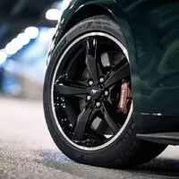 Přichází nový Ford Mustang inspirovaný filmem Bullitt se Stevem McQueenem. A našel se i ten původní!