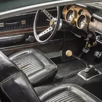 Přichází nový Ford Mustang inspirovaný filmem Bullitt se Stevem McQueenem. A našel se i ten původní!
