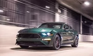 Přichází nový Ford Mustang inspirovaný filmem Bullitt se Stevem McQueenem. A našel se i ten původní!