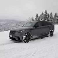 Range Rover Velar D300: Pochybné detaily a božský celek
