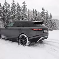 Range Rover Velar D300: Pochybné detaily a božský celek