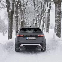Range Rover Velar D300: Pochybné detaily a božský celek