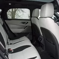 Range Rover Velar D300: Pochybné detaily a božský celek