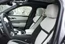 Range Rover Velar D300: Pochybné detaily a božský celek