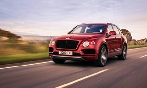 Novinky: Bentley Bentayga dostal sportovně laděný osmiválec a mocné přední brzdy