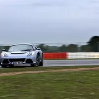 Vypečený volant aneb o záludnosti zpětné vazby