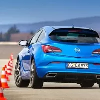 Vypečený volant aneb o záludnosti zpětné vazby