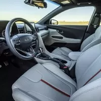 Hyundai představil v Detroitu nový Veloster, a to včetně verze N