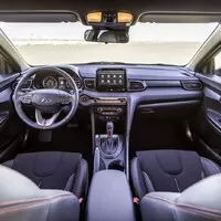 Hyundai představil v Detroitu nový Veloster, a to včetně verze N