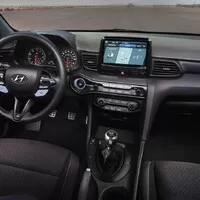 Hyundai představil v Detroitu nový Veloster, a to včetně verze N