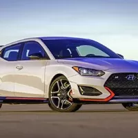 Hyundai představil v Detroitu nový Veloster, a to včetně verze N