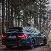 BMW 530d xDrive Touring: Lamač předsudků
