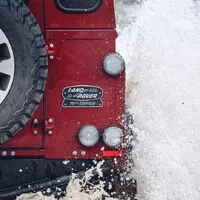 Land Rover Defender je sice mrtev, ale vypadá lépe, než kdy předtím
