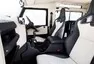 Land Rover Defender je sice mrtev, ale vypadá lépe, než kdy předtím