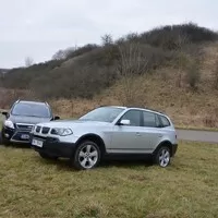 Ford Kuga TDCi versus BMW X3 2.5i: Kočičí hra s SUVčky