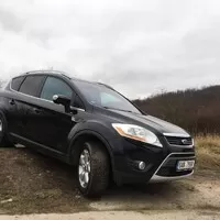 Ford Kuga TDCi versus BMW X3 2.5i: Kočičí hra s SUVčky